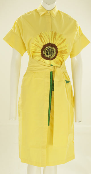 Robe longue brodée à la main