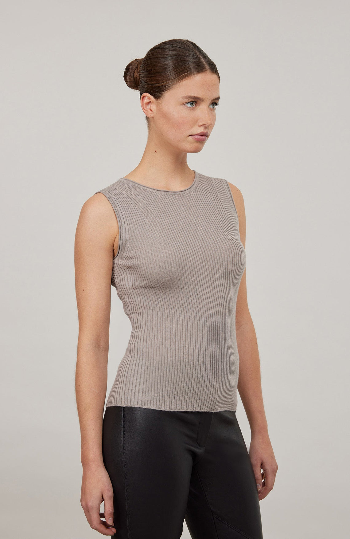 Sleeveless Knit Top - Lavinia - RB