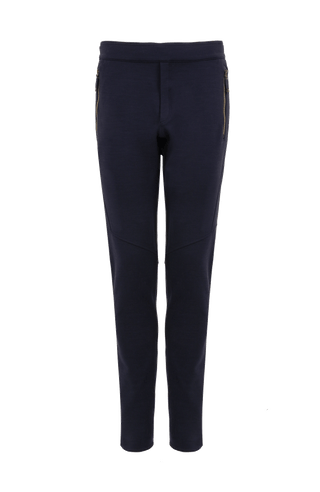 Vorderansicht der Slim Fit Herrenhose Collin–WP von Frauenschuh – elastisches Material, schmaler Schnitt, Farbe Midnight, zwei dezente Reißverschlusstaschen