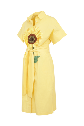 Robe longue brodée à la main