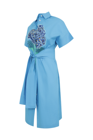 Robe longue brodée à la main
