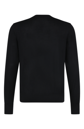 Herren-Pullover aus hochwertiger, weicher Wollqualität mit klassischem Rundhalsausschnitt und zeitlosem Design. Angenehm auf der Haut zu tragen, mit Rippstrick an Bündchen und Saum für eine optimale Passform. Vielseitig kombinierbar – elegant unter dem Sakko oder lässig zur Jeans.
