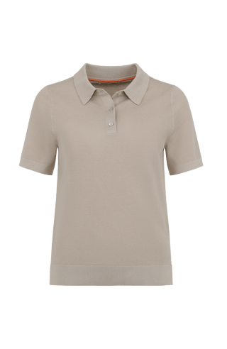 Hochwertiges Damen-Poloshirt aus feinster italienischer Baumwolle in superweicher, atmungsaktiver Piqué-Qualität. Klassischer Polokragen mit 3 Knöpfen und Rippstrickbündchen an Kragen, Ärmeln und Bund für eine perfekte Passform. Leicht taillierter Schnitt für eine feminine Silhouette. Vielseitig kombinierbar für elegante oder lässige Looks, angenehm auf der Haut und langlebig.