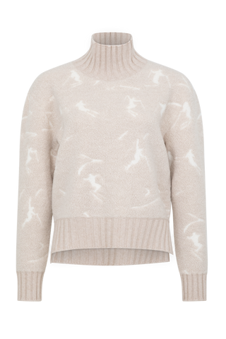 Frauenschuh Rollkragenpullover Tina Multi ME Modell 135544 in Pearl, Vorderansicht, mit farbintensivem Skifahrermotiv, Merinowolle, legere Passform