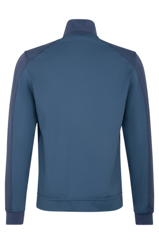 Sportliche Herrenjacke aus exklusivem Natural Powerstretch mit gerader,  Passform und leicht verlängerter Silhouette. Ausgestattet mit modernem Stehkragen, markantem Zwei-Wege-Zipper und seitlichen Taschen mit verstecktem Reißverschluss. Das weiche, elastische und atmungsaktive Material mit seidig schimmernder Oberfläche sorgt für hohen Tragekomfort und maximale Bewegungsfreiheit. Eine hautfreundliche Baumwollschicht auf der Innenseite macht die multifunktionale Jacke besonders angenehm zu tra