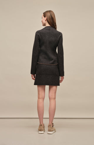 Taillierte Walkjacke für Damen, Modell 638129 Joy-CW, Farbe dunkelgrau, Model Rueckansicht, Made in Austria