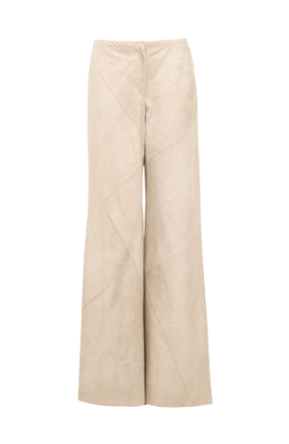 Hose Mandy-Ca aus ökologisch gefärbtem und gegerbtem Lammleder, elastischer Bund, teilgefüttert, geometrische Patchwork-Nähte, weich, anschmiegsam und leicht. Farbe Beige (Farbe: sandstone).