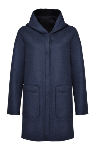 Lässiger 2-in-1 Wendekurzmantel Olivia-WD aus Wool Double in Bi-Color-Optik, gerade legere Passform mit leichtem Oversize Look, offenkantige Nahtverarbeitung, angeschnittene Kapuze, überschnittene Schulterpartie, verdeckte handangenähte Metalldruckknöpfe und zwei aufgesetzte Taschen. In der Farbe Schwarz und Dunkelblau (Farbe: black)