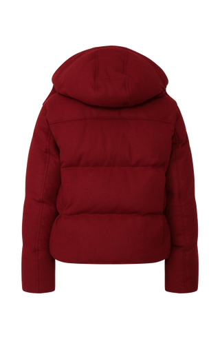 Winterjacke Isabel-L aus hochwertigem Loden, gefüttert mit zertifizierten Daunen, gerade Passform, etwas verkürzter Schnitt, abnehmbare Kapuze mit innenliegendem Strickbündchen, zwei versteckte Taschen, Zwei-Wege-Zipper. Auffallend weiche, angenehme Haptik wie Kaschmir. Dank der Daunenfüllung extrem warm. In der Farbe Rot (Farbe: poppy)