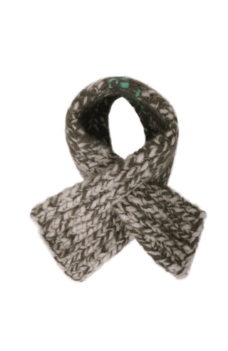 Kaschmirschal Scarf1, luxuriöses Kaschmir, weich, warm und federleicht, zeitlose Eleganz und außergewöhnlicher Tragekomfort. Vielseitig kombinierbar mit Mantel, Jacke oder Blazer, perfekt für Herbst und Winter, stilvolles Accessoire für Damen. In der Farbe Dunkelgrün (Farbe: ivy)