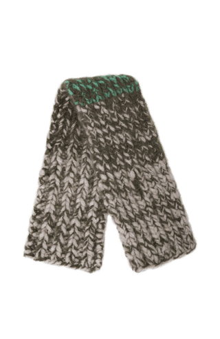 Kaschmirschal Scarf1, luxuriöses Kaschmir, weich, warm und federleicht, zeitlose Eleganz und außergewöhnlicher Tragekomfort. Vielseitig kombinierbar mit Mantel, Jacke oder Blazer, perfekt für Herbst und Winter, stilvolles Accessoire für Damen. In der Farbe Dunkelgrün (Farbe: ivy)