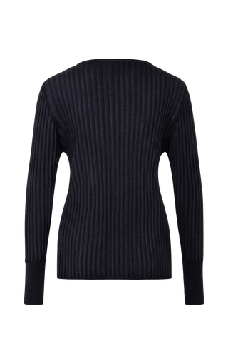 Locker geschnittener Damen-Rundhalspullover in schwarz, Modell 406601 CameliaDyed-RB- Rueckansicht. Weiches Material mit geripptem Saum und Ärmelbündchen.