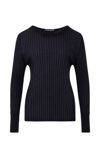 Locker geschnittener Damen-Rundhalspullover in schwarz, Modell 406601 CameliaDyed-RB- Vorderansicht.Weiches Material mit geripptem Saum und Ärmelbündchen.