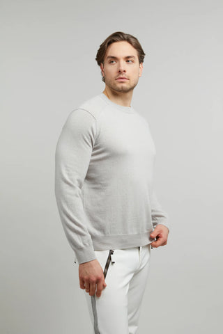Cashmere Sweater with a Round Neckline - Sebastian-WS
