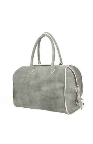 Shopper HamptonM-EL aus weichem ECO-Ziegenleder, innen mit Baumwolle gefüttert, offenkantige Nahtverarbeitung, Innentasche mit Knopfverschluss, zwei Trageriemen, Metallzipper, Boden innen mit Canvas verstärkt, außen mit Baumwoll-Cotton gefüttert, Frauenschuh Logo-Label am Außenzipper. Groß genug für Laptop und Alltagsgegenstände, extra Innenfach mit Knopf für Schlüssel oder Handy, Trageriemen hand- oder schultertragbar. In der Farbe Elefantgrau (Farbe: elefant)